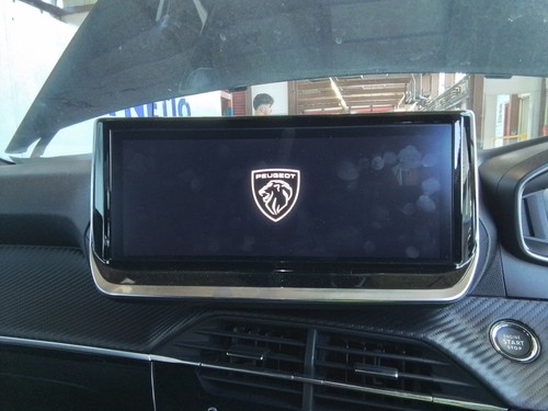 Peugeot 2008 audio - peugeot,
